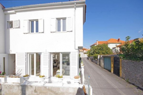 Отель Apartment Karma Beach  Задар